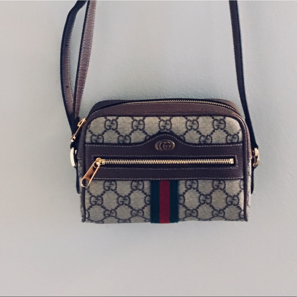 Authentic Small Gucci purse
